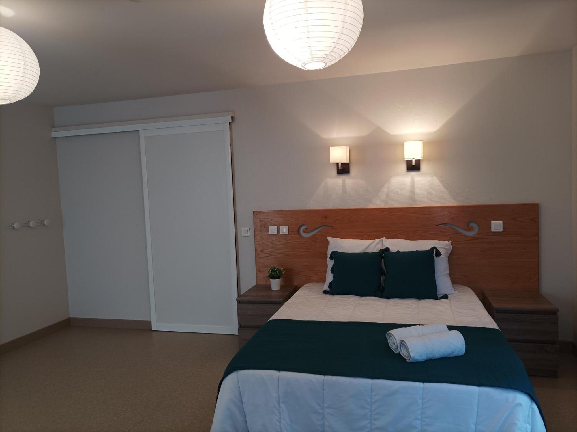 Auberge De Mourjou Kültér fotó
